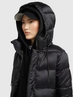 Khujo Wintermäntel Mantel Julina Frauen Schwarz -Khujo Verkäufe 198f7ccddca6b18ed400ab86d022a5fd