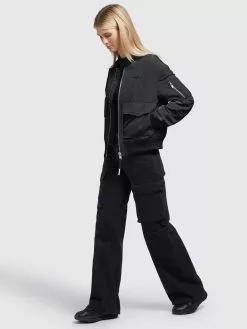 Khujo Übergangsjacken Jacke Nova Frauen Schwarz -Khujo Verkäufe 357bee9060097fa2425fb83aa8292871