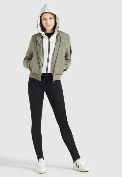 Khujo Winterjacken Winterjacke LARIFA Frauen Khaki -Khujo Verkäufe 54ce2895f5f2b5ffc30f43c77204c30e