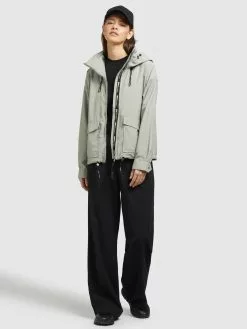 Khujo Übergangsjacken Jacke BLAIR Frauen Pastellgrün -Khujo Verkäufe dffdd1c32c8e18907ecd1239d5495089