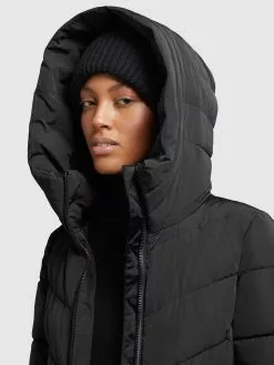 Khujo Wintermäntel Mantel Formin Frauen Schwarz -Khujo Verkäufe ed8ee95ede0ffa7f1f50845f0f641093