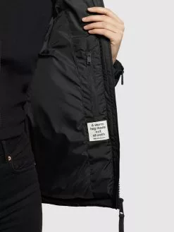 Khujo Winterjacken Jacke Esila Frauen Schwarz -Khujo Verkäufe f651d29b6f047af500a207e899e48770