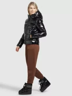 Khujo Winterjacken Jacke Fala Frauen Schwarz -Khujo Verkäufe fcb3767ea261a5477a1325f7f3421492